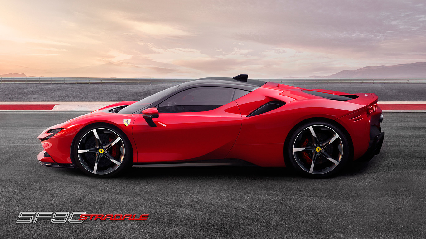 El nuevo Ferrari SF90 llega al mercado